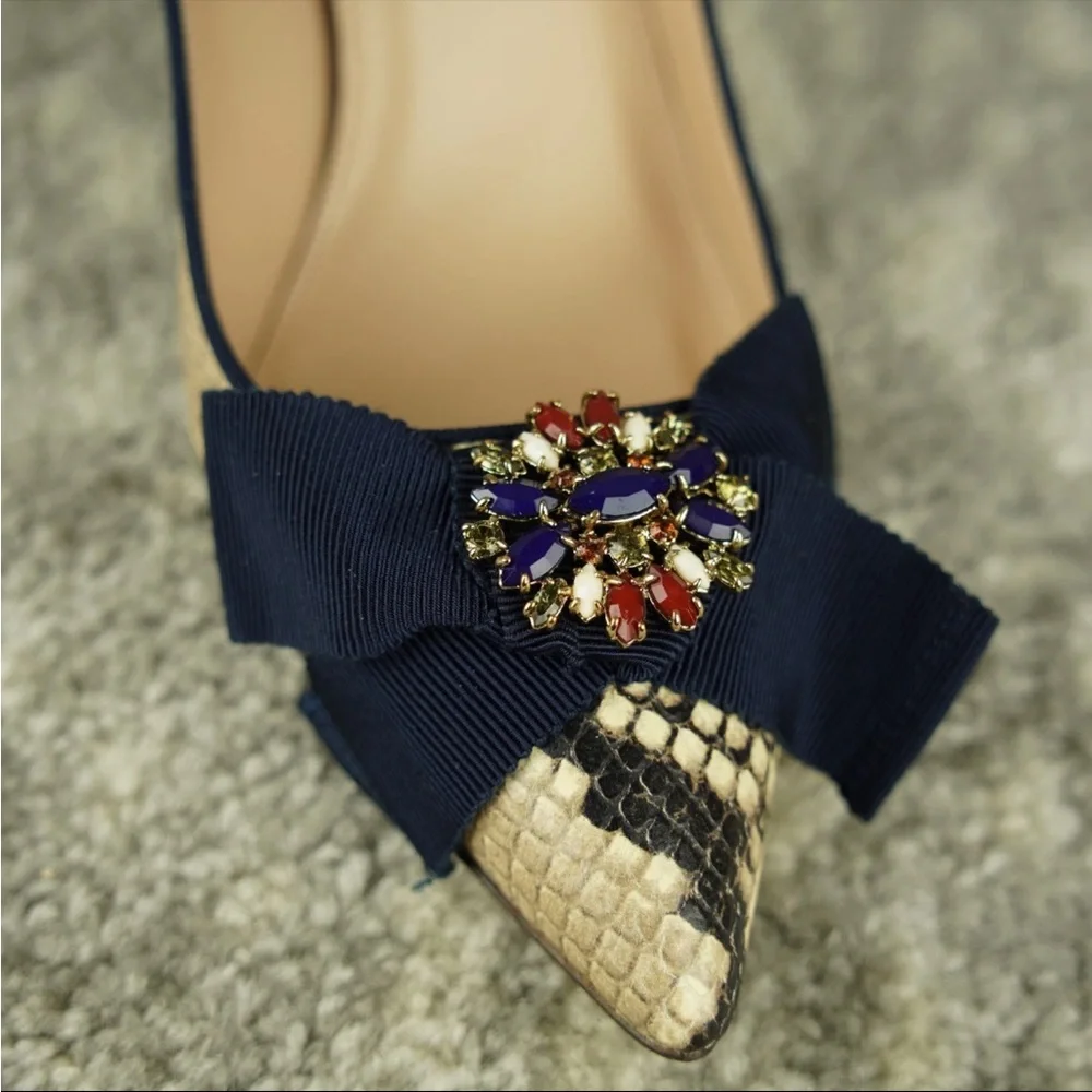 J. Crew step out